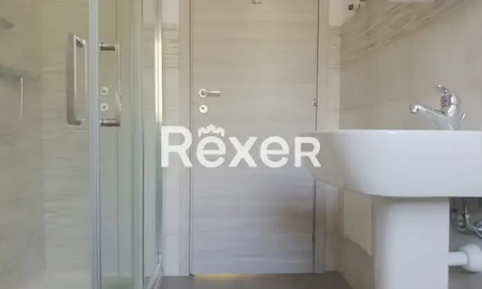 Rexer-Bovezzo-Monolocale-recentemente-ristrutturato-con-giardino-privato-e-box-auto-Bagno