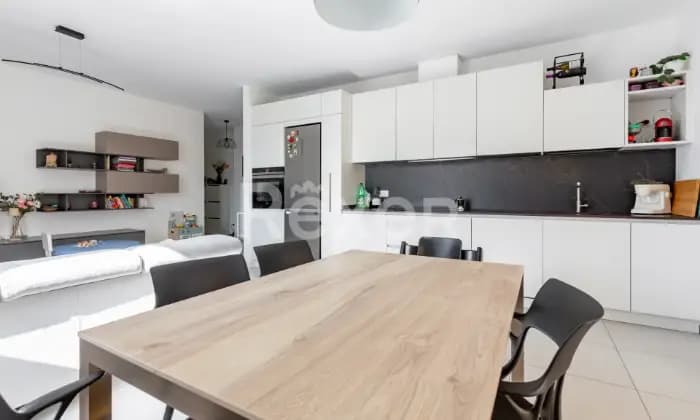 Rexer-Saronno-Appartamento-spazioso-ed-elegante-con-ogni-comfort-CUCINA
