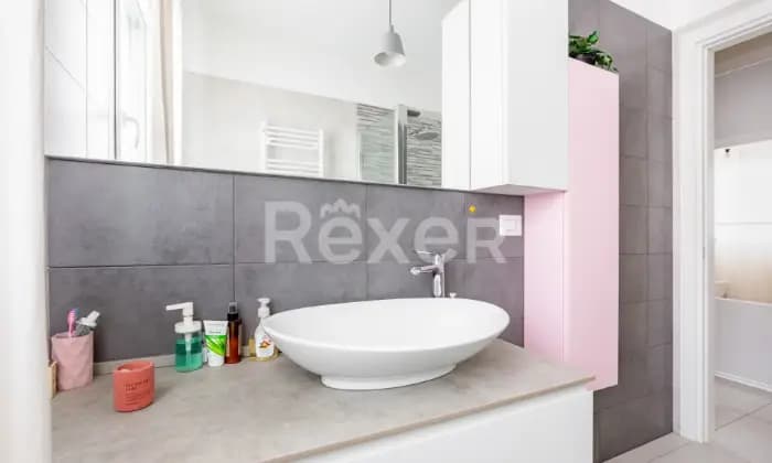 Rexer-Ceriano-Laghetto-Appartamento-spazioso-ed-elegante-con-ogni-comfort-BAGNO