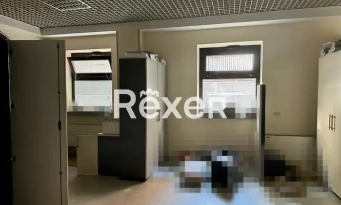 Rexer-Vibo-Valentia-Ex-filiale-bancaria-su-livelli-Altro