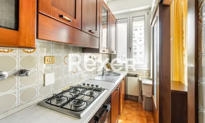 Rexer-Bologna-Santa-Viola-via-Speranza-Appartamento-mq-con-balcone-e-cantina-Possibilit-acquisto-box-Cucina