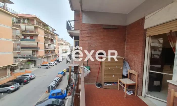 Rexer-Roma-Ostia-via-Antonio-Forni-F-Appartamento-mq-con-cantina-Terrazzo