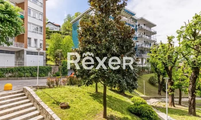 Rexer-Torino-Appartamento-mq-con-posto-auto-doppio-Giardino