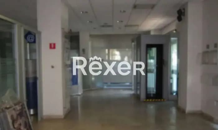 Rexer-Catanzaro-Ex-filiale-bancaria-Altro