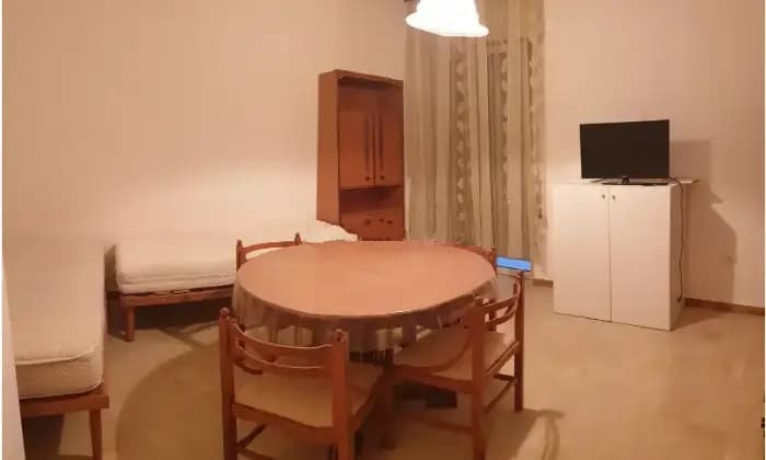 Rexer-Brindisi-Appartamento-in-vendita-in-via-Cicerone-a-Brindisi-Salone