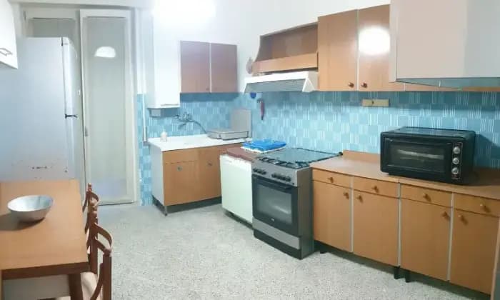 Rexer-Brindisi-Appartamento-in-vendita-in-via-Cicerone-a-Brindisi-Cucina