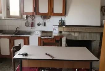 Rexer-Francavilla-al-Mare-Vendesi-appartamento-in-Via-Rigola-Centro-Francavilla-al-Mare-Cucina