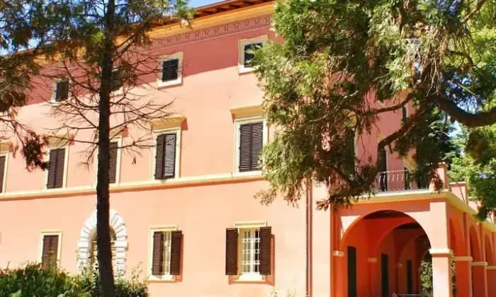 Rexer-Perugia-Villa-ottocentesca-e-azienda-agricola-Giardino