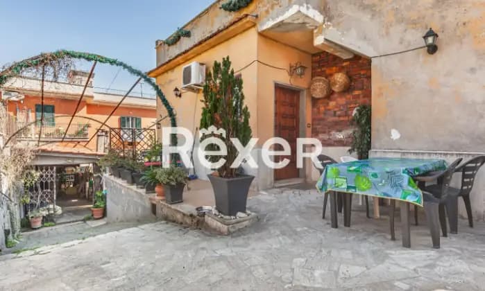 Rexer-Roma-Palazzetto-cieloterra-adicacente-via-delle-Pisana-Terrazzo