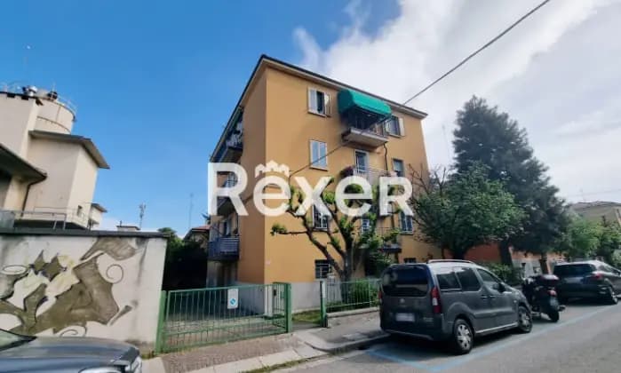 Rexer-Bologna-Corticella-Trilocale-di-mq-Giardino