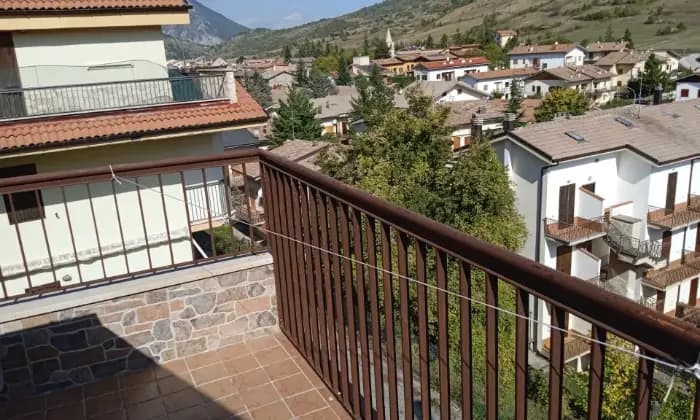 Rexer-Campo-di-Giove-Casa-in-Montagna-con-camino-e-vista-panoramica-Terrazzo