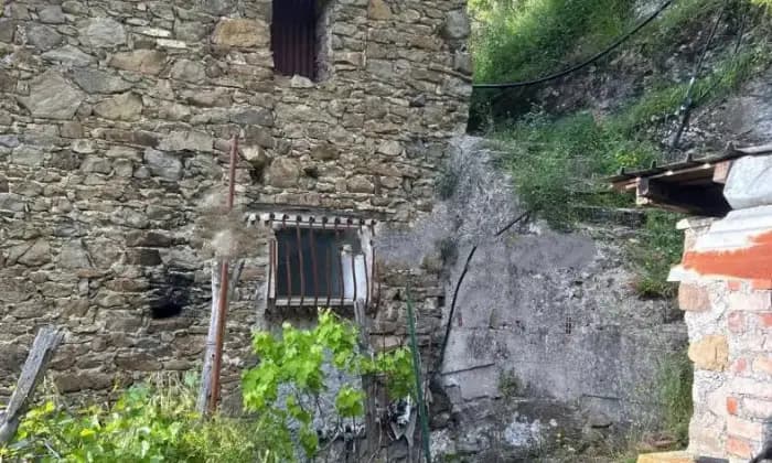 Rexer-Castel-Vittorio-Casa-colonica-in-vendita-in-Sp-a-Castel-Vittorio-Giardino