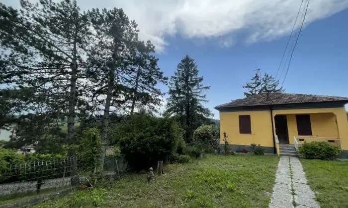 Rexer-Berzano-di-Tortona-Villetta-in-collina-Terrazzo