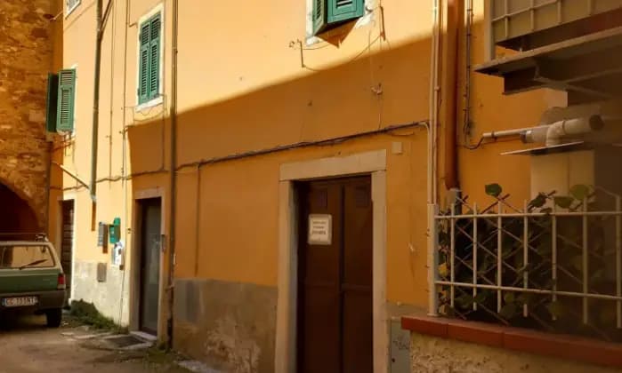 Rexer-Carrara-Monolocale-in-vendita-in-via-Puccinetta-a-Carrara-Altro