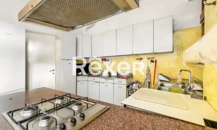 Rexer-Roma-Roma-Cortina-dAmpezzo-Villa-unifamiliare-in-via-della-Mendola-Cucina