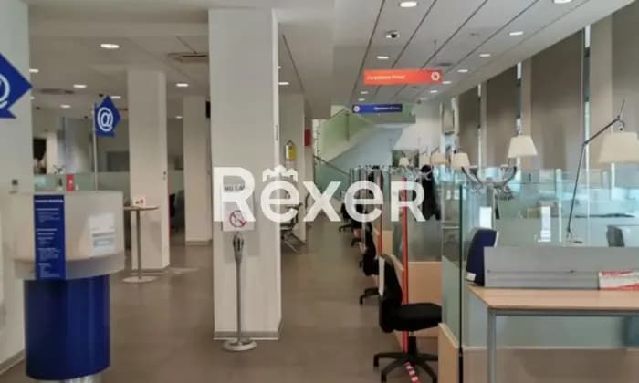 Rexer-Torino-Ex-filiale-bancaria-con-archivi-magazzino-e-caveau-mq-Altro