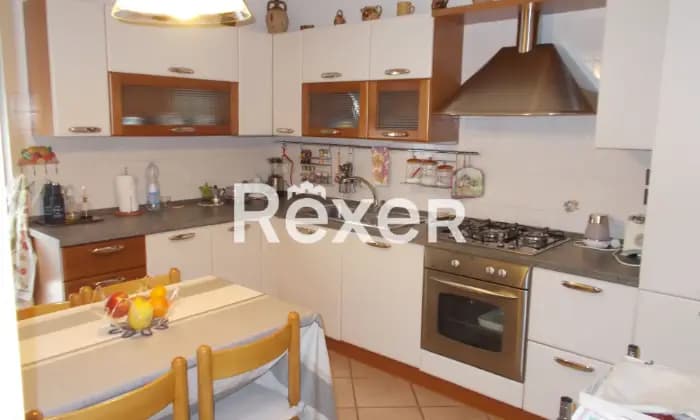 Rexer-Terni-Terni-TR-Villa-a-schiera-disposta-su-tre-livelli-Cucina