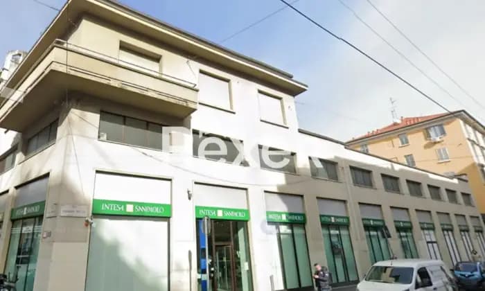Rexer-Milano-Milano-Appartamento-con-terrazzo-e-cantina-Garage