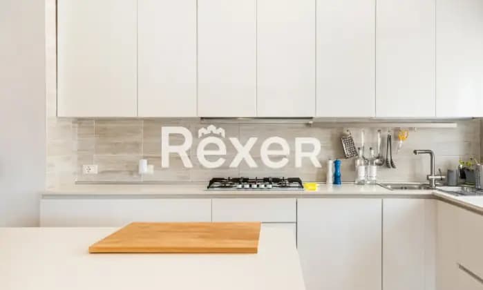 Rexer-Roma-Infernetto-Appartamento-con-ampi-spazi-esterni-Cucina