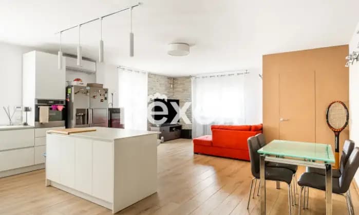 Rexer-Roma-Infernetto-Appartamento-con-ampi-spazi-esterni-Altro