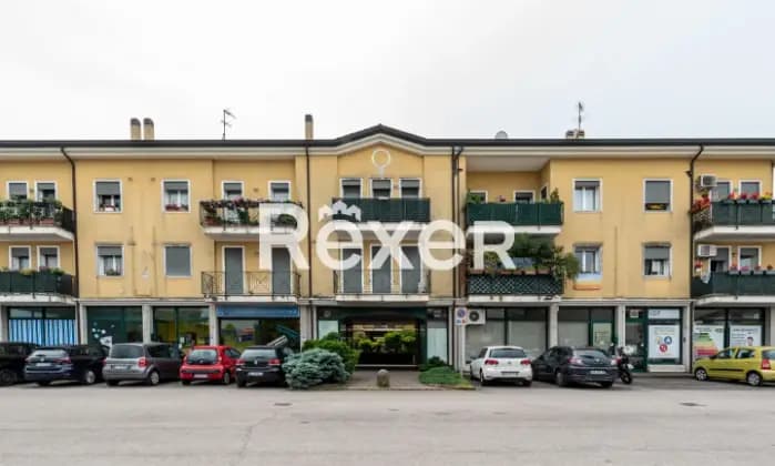 Rexer-Selvazzano-Dentro-Padova-Selvazzano-Dentro-Appartamento-con-cantina-e-box-auto-Terrazzo