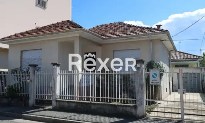Rexer-Grugliasco-Grugliasco-Casa-indipendente-mq-con-giardino-e-box-auto-Terrazzo