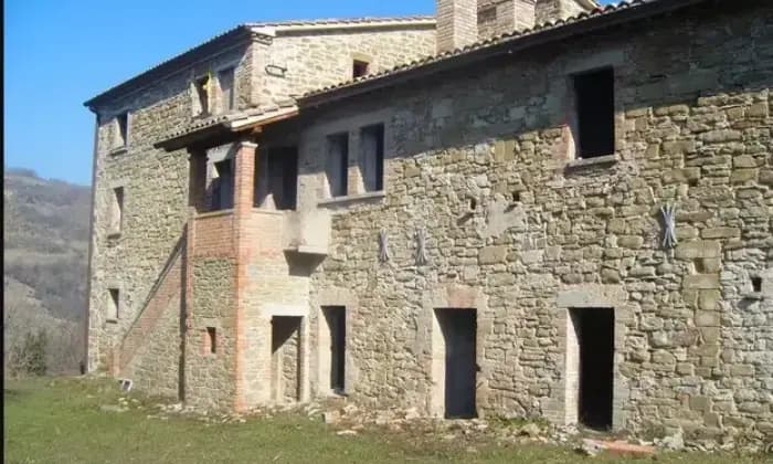 Rexer-Gubbio-Casolare-in-vendita-in-frazione-Catignano-a-Gubbio-Giardino
