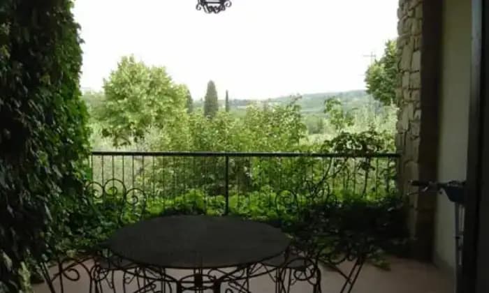 Rexer-Monte-San-Savino-Vendesi-Villa-in-strada-Statale-Senese-Aretina-Monte-San-Savino-Terrazzo