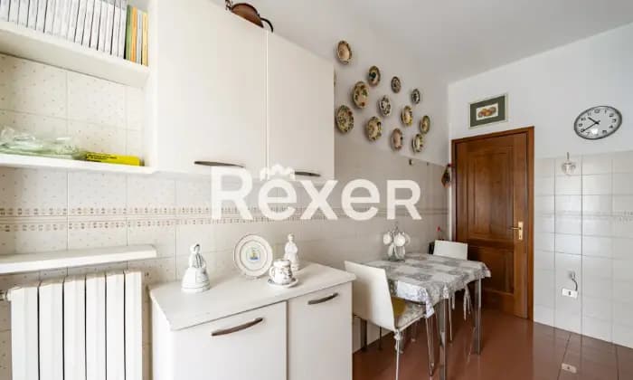 Rexer-Brescia-Trilocale-al-piano-rialzato-Cucina