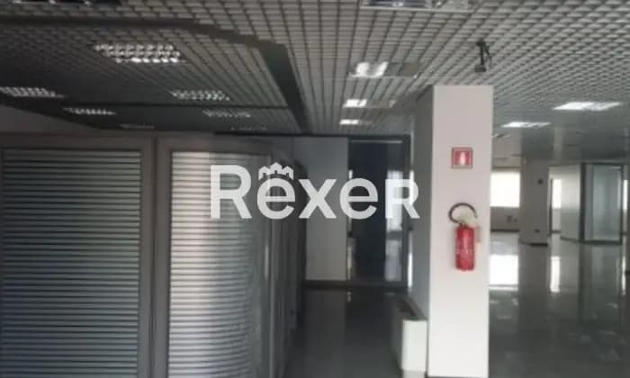 Rexer-Bassano-del-Grappa-Filiale-bancaria-ai-piani-terra-ed-interrato-Altro