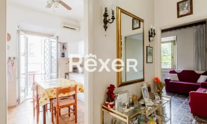 Rexer-Roma-La-Rustica-Bilocale-in-buono-stato-di-manutenzione-con-balcone-e-posto-auto-Altro