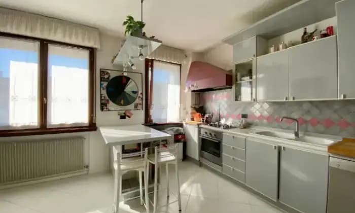 Rexer-Latisana-Villa-in-vendita-in-via-Don-Giovanni-Picotti-Cucina