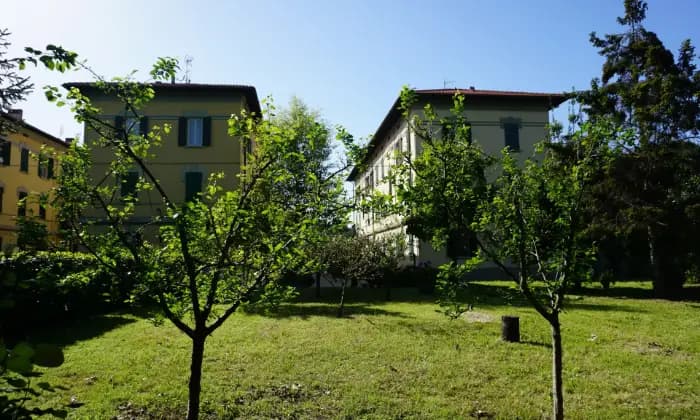 Rexer-Pisa-Appartamento-in-S-GiustoMarco-in-condomino-riservato-con-area-verde-Giardino