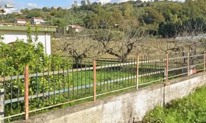 Rexer-Castelnuovo-Cilento-Villa-indipendente-unifamiliare-da-ristrutturare-a-Castelnuovo-Cilento-Giardino
