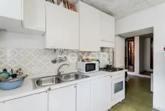 Rexer-Pasturo-Appartamento-a-Pasturo-Tranquillit-e-Comfort-nel-Cuore-della-Valsassina-CUCINA