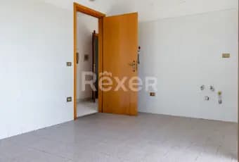 Rexer-Marano-Principato-Accogliente-Appartamento-con-Quattro-Balconi-e-Due-Posti-Auto-CUCINA
