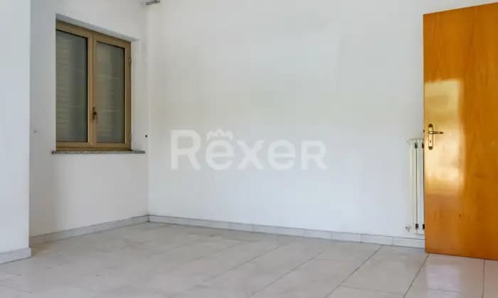 Rexer-Marano-Principato-Accogliente-Appartamento-con-Quattro-Balconi-e-Due-Posti-Auto-CAMERA-DA-LETTO
