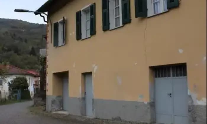 Rexer-Murialdo-Casa-indipendente-via-Giacomo-Pesce-a-Murialdo-Garage