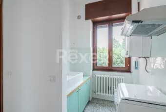 Rexer-Verona-Trilocale-con-cantina-solaio-e-posto-auto-condominiale-CUCINA