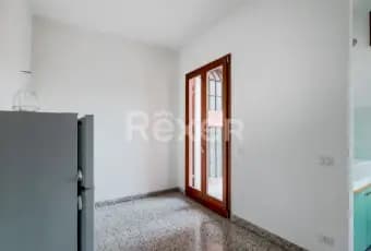 Rexer-Verona-Trilocale-con-cantina-solaio-e-posto-auto-condominiale-CUCINA