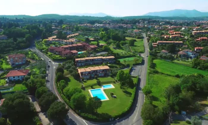 Rexer-Soiano-del-Lago-Appartamento-in-vendita-in-residence-vista-lago-con-piscine-Terrazzo