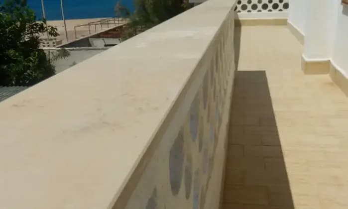 Rexer-Giovinazzo-Vendesi-VILLA-in-Via-Bari-a-Le-Macchie-BA-Terrazzo