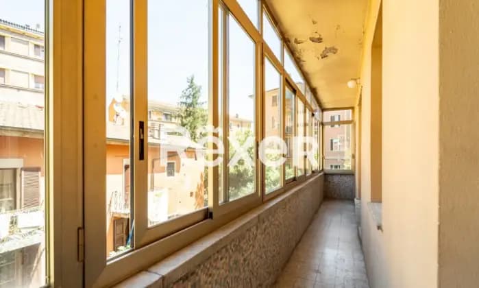 Rexer-Bologna-Centro-storico-via-del-Rondone-Appartamento-mq-con-balconi-e-cantina-Altro