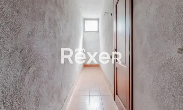 Rexer-Guidonia-Montecelio-Colleverde-Nuovo-Porzione-di-villa-bifamiliare-mq-con-ampio-giardino-terrazze-box-e-cantina-Altro