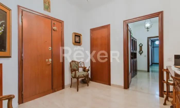 Rexer-Roma-Appartamento-mq-Possibilit-acquisto-box-auto-Altro