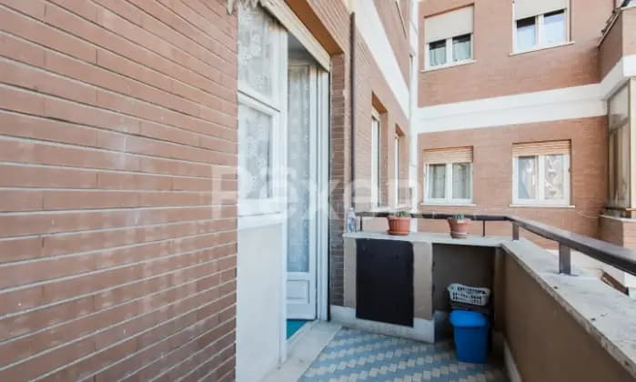 Rexer-Roma-Appartamento-mq-Possibilit-acquisto-box-auto-Altro