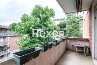 Rexer-Padova-In-zona-Nazareth-Appartamento-mq-con-box-auto-doppio-e-cantina-Terrazzo
