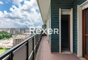 Rexer-Torino-Due-appartamenti-siti-al-piano-decimo-ed-undicesimo-ultimo-collegati-tra-loro-Possibilit-box-Terrazzo