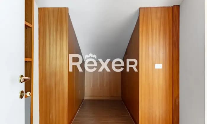 Rexer-Torino-Due-appartamenti-siti-al-piano-decimo-ed-undicesimo-ultimo-collegati-tra-loro-Possibilit-box-Altro