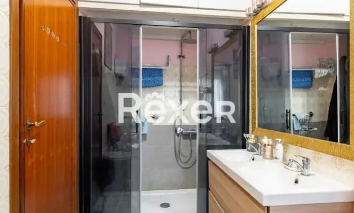 Rexer-Roma-Appartamento-trilocale-Superficie-catastale-mq-Bagno